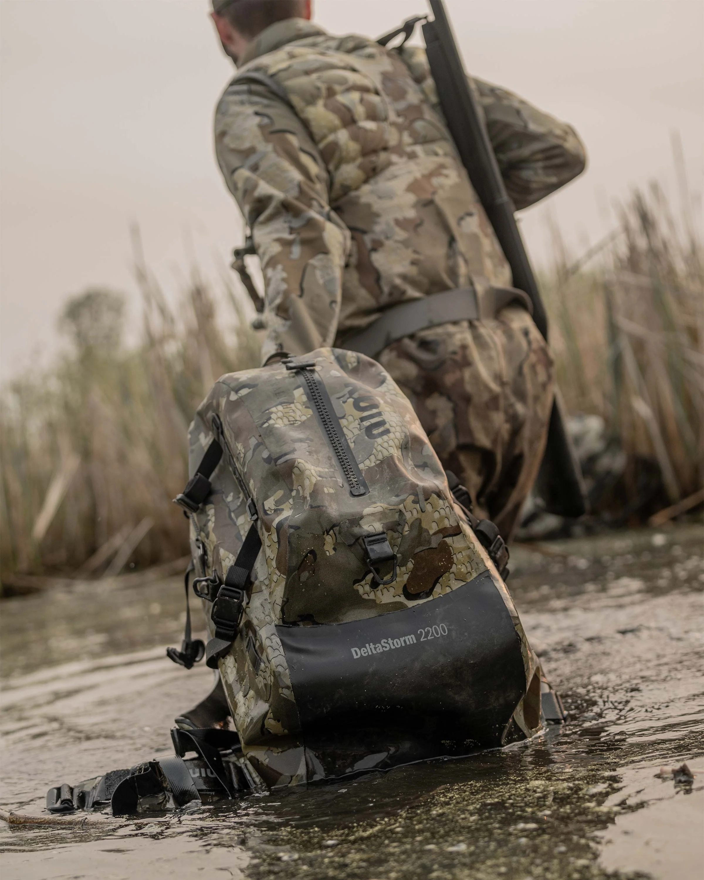 DeltaStorm 2200 Submersible Backpack | Stone - Image 16