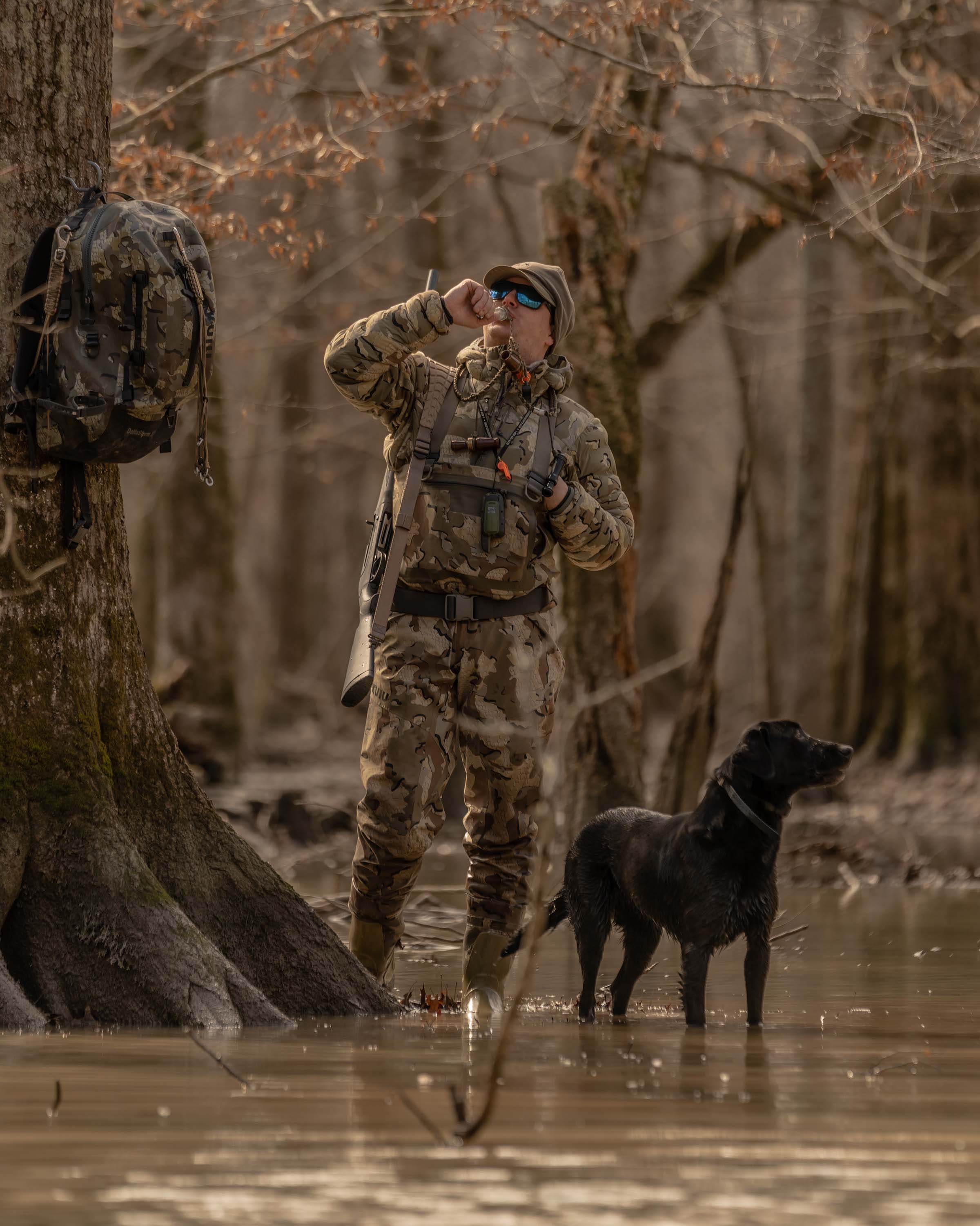 Flyway Insulated Hooded Jacket | Gunmetal - Image 9
