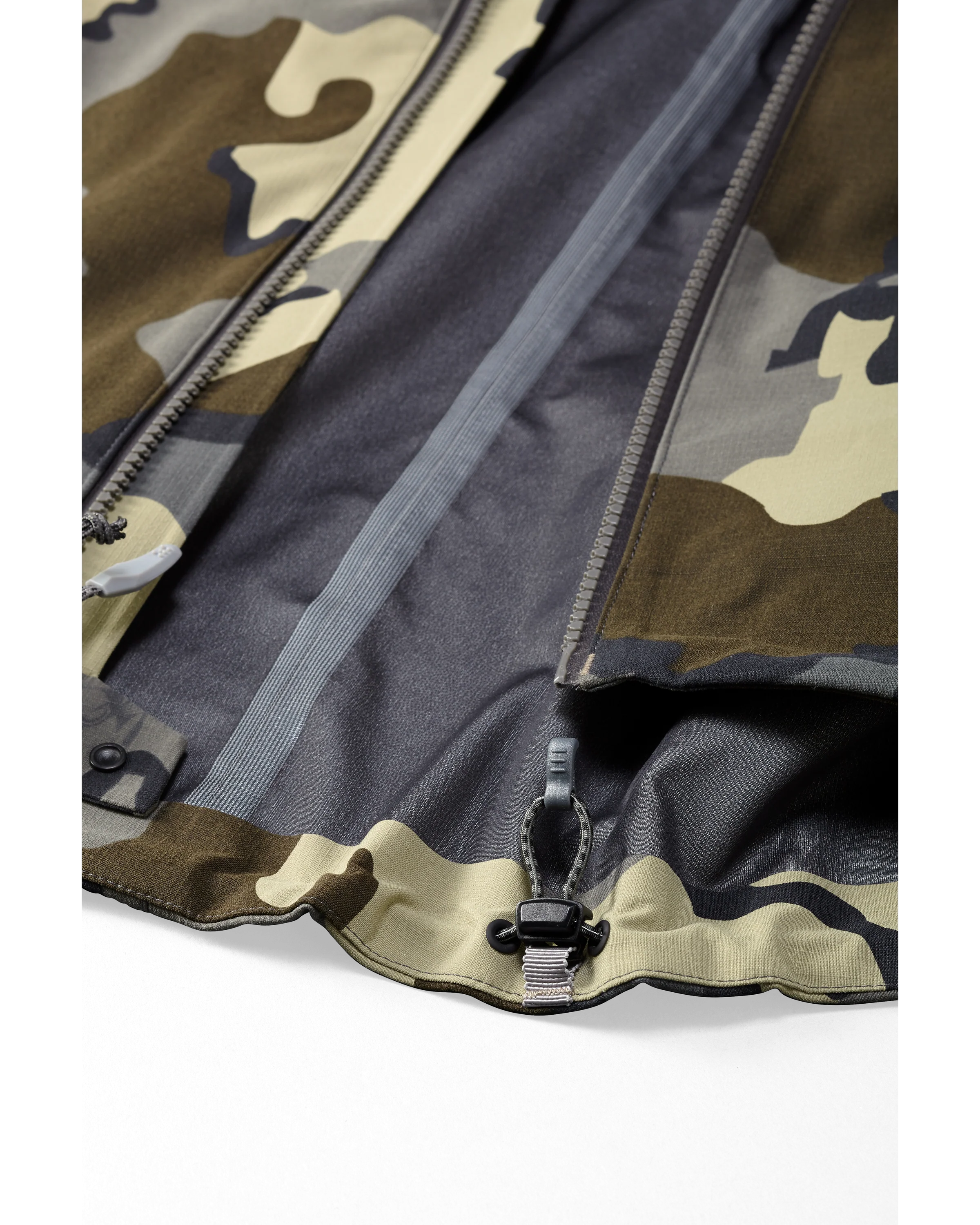 KUIU Kutana Storm Shell Jacket | Vias - Image 4