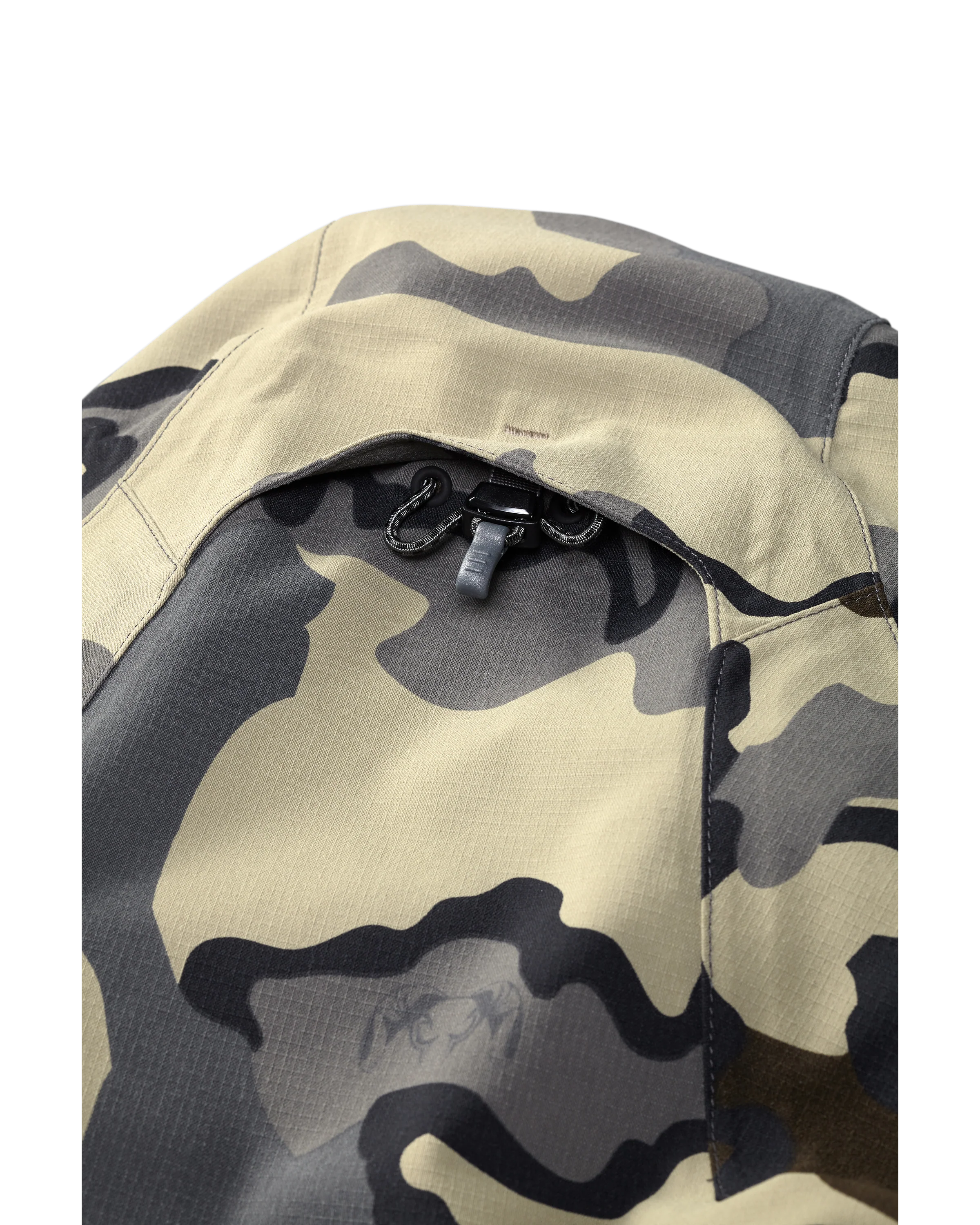 KUIU Kutana Storm Shell Jacket | Vias - Image 5