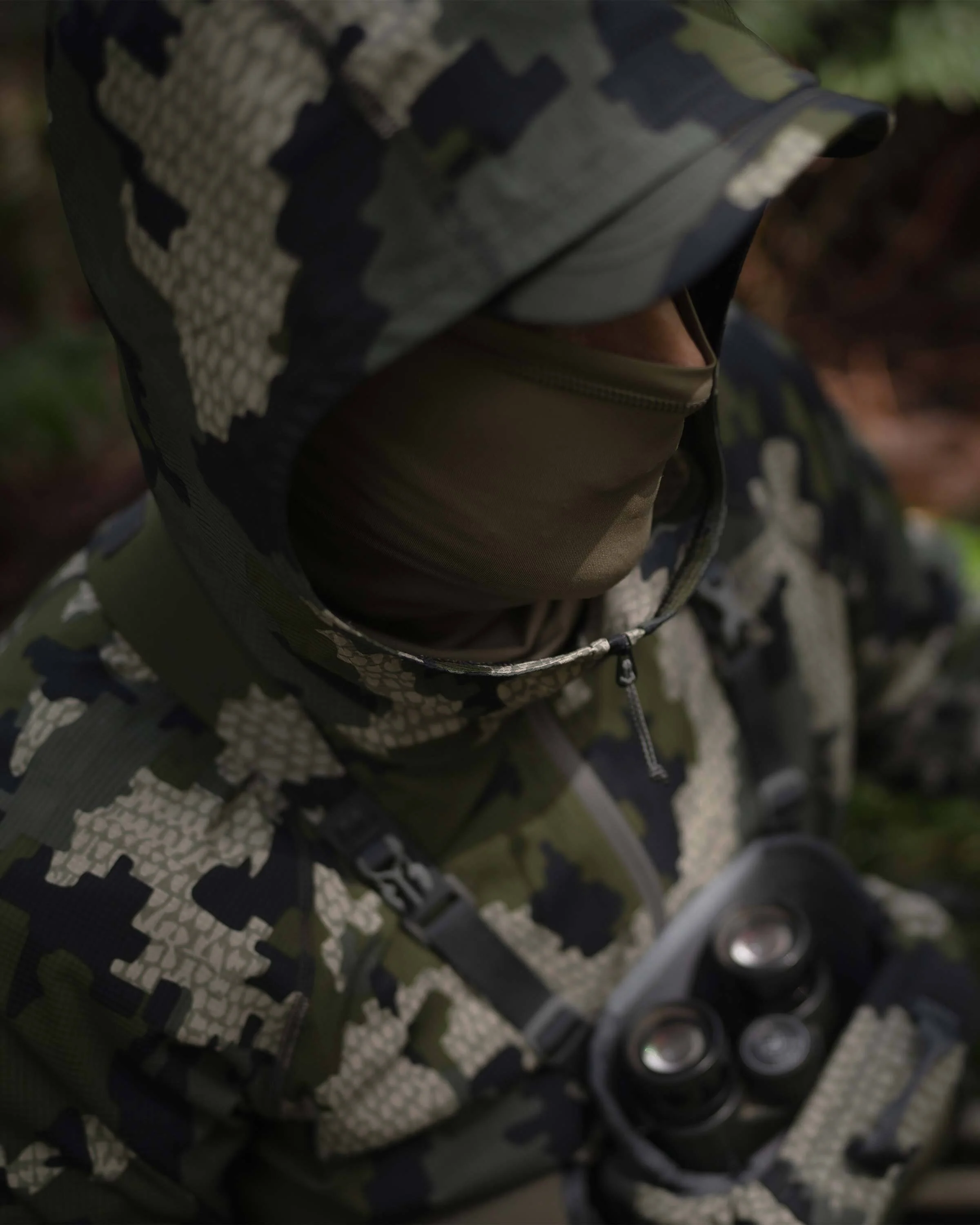 Tiburon Hybrid Hoodie | Khaki - Image 7