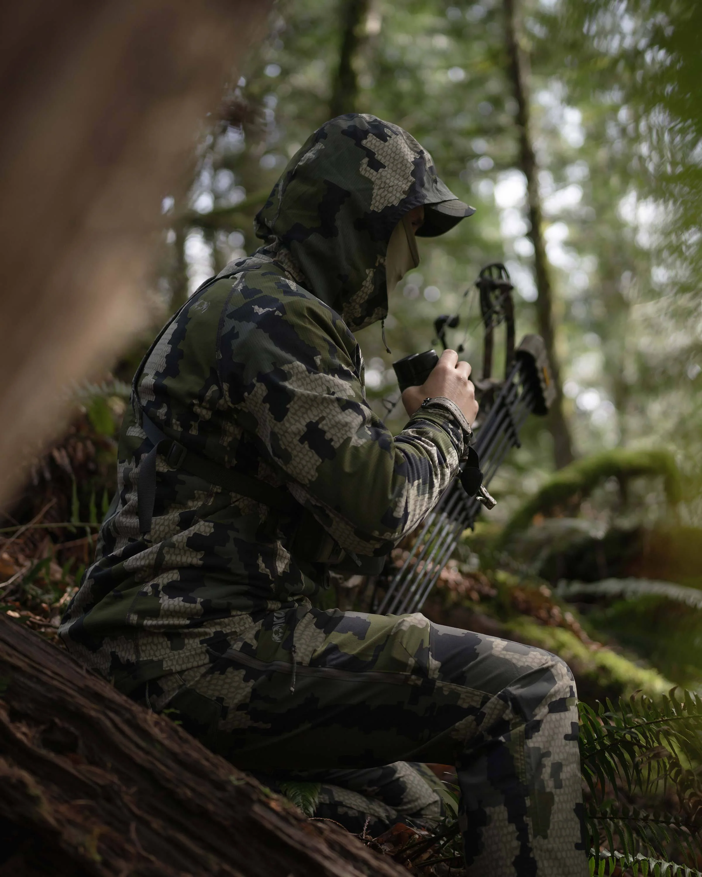 Tiburon Hybrid Hoodie | Verde - Image 5